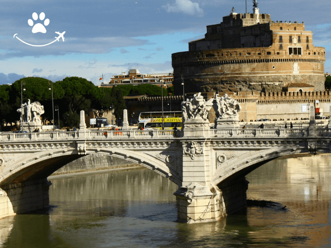 Barco turístico de Roma