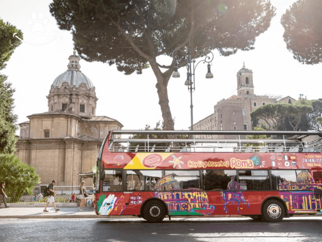 Ônibus turístico de Roma